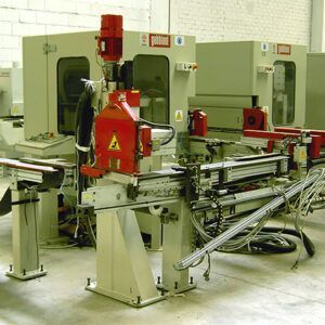 SAG Banda de Transporte + Sierra + Alimentación Perfiladora