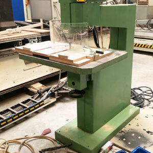 Fresadora Vertical Modelo SR - 4